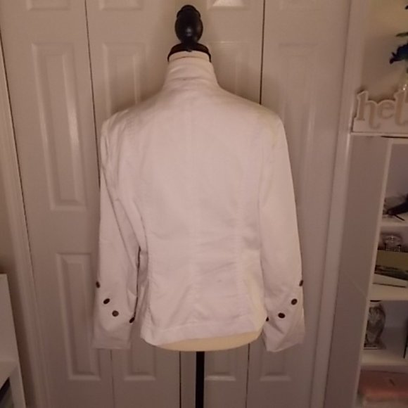 Coat - Picture 3 of 3